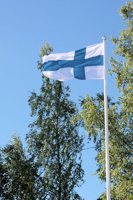 Suomen lippu netistä | Plastiset Oy